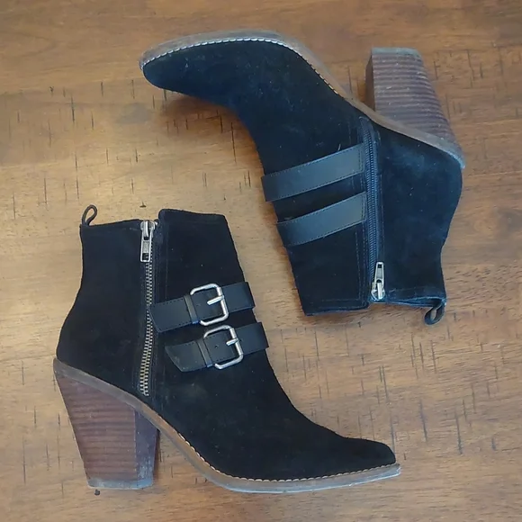 Dolce Vita Black Suede Booties - Picture 1 of 9